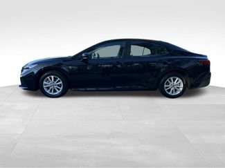 Used 2025 Toyota Camry LE video 2