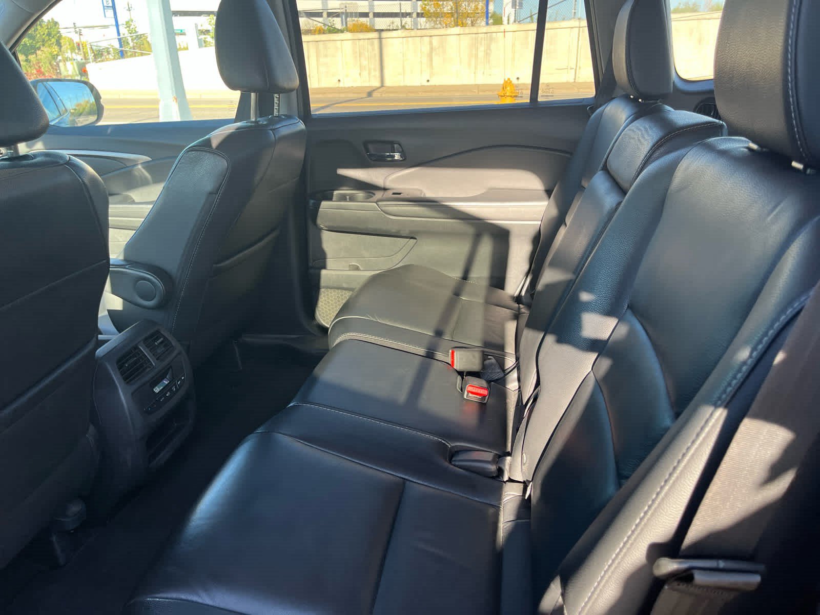 Used 2018 Honda Pilot EX-L image 12