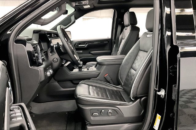 Used 2026 GMC Sierra 1500 AT4X AWD/4WD image 24