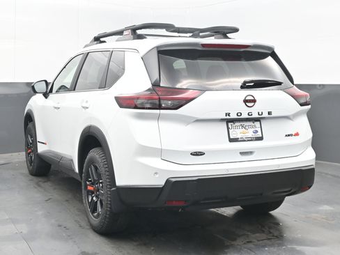 New 2026 Nissan Rogue SV image 6