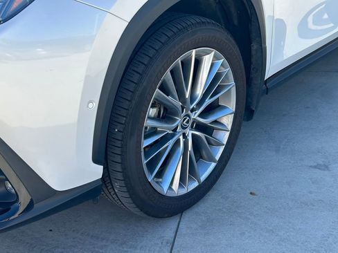 Used 2023 Lexus NX 350h AWD w/ Vision Package image 9