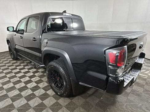 Used 2021 Toyota Tacoma TRD Pro AWD/4WD image 4