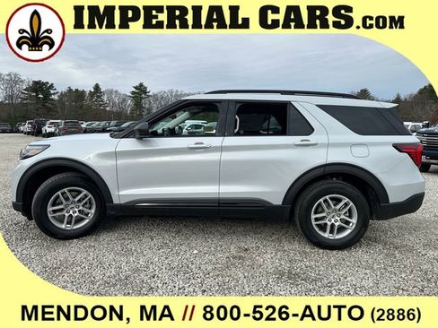 New 2026 Ford Explorer Active image 7