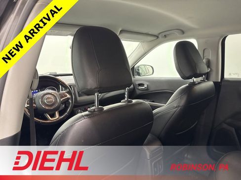 Used 2019 Jeep Compass Latitude image 16