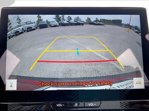 Used 2026 Toyota Corolla Cross XLE w/ Convenience Package FWD image 26
