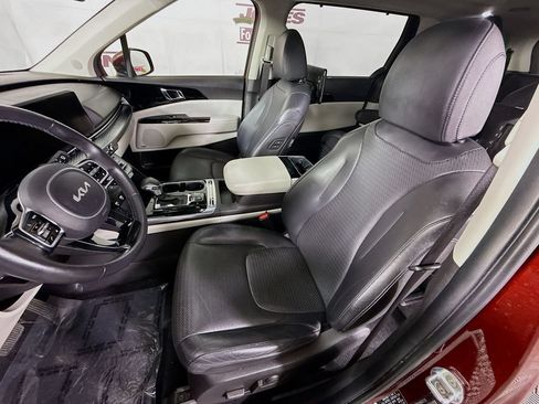 Used 2022 Kia Carnival SX Prestige FWD image 28