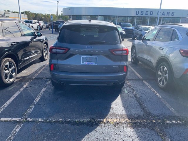 Used 2024 Ford Escape ST-Line w/ Tech Pack #1 AWD/4WD image 4