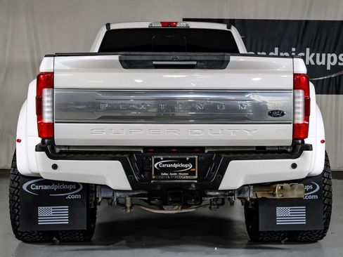 Used 2019 Ford F350 Platinum w/ Platinum Ultimate Package AWD/4WD image 10