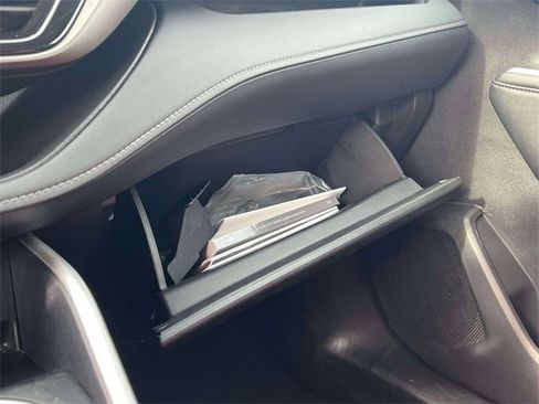 Used 2023 Toyota Highlander LE image 32