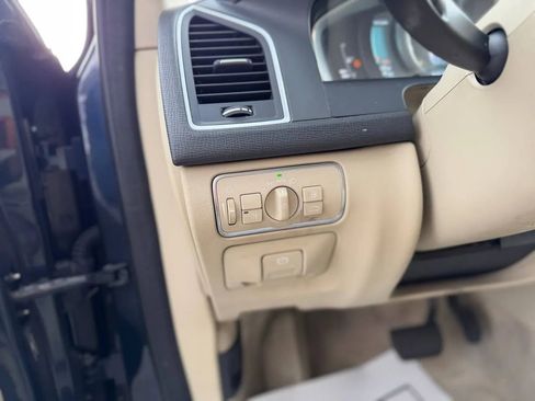 Used 2015 Volvo XC60 T5 AWD/4WD image 41