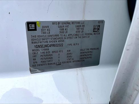 Used 2015 Chevrolet Suburban LT image 37