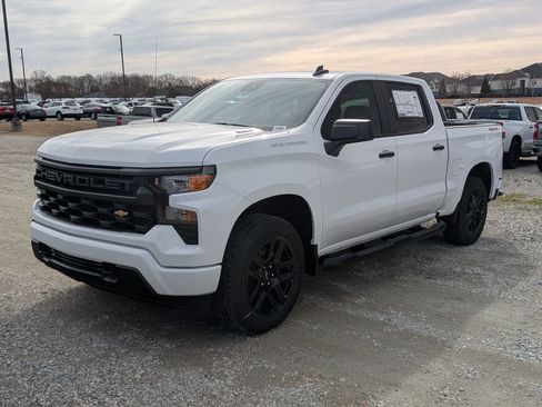 New 2026 Chevrolet Silverado 1500 Custom image 3