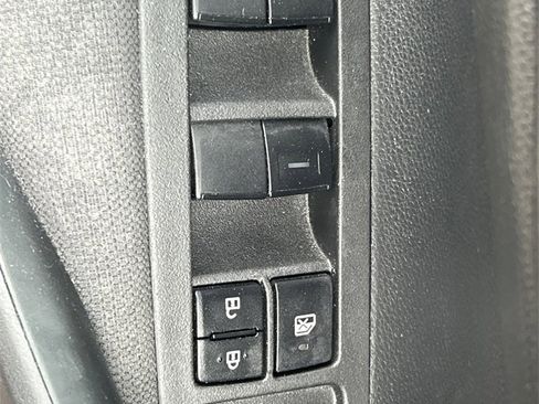 Used 2022 Toyota Corolla LE image 21