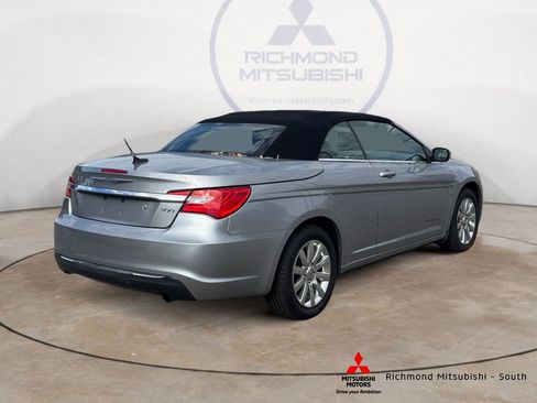 Used 2013 Chrysler 200 Touring image 3