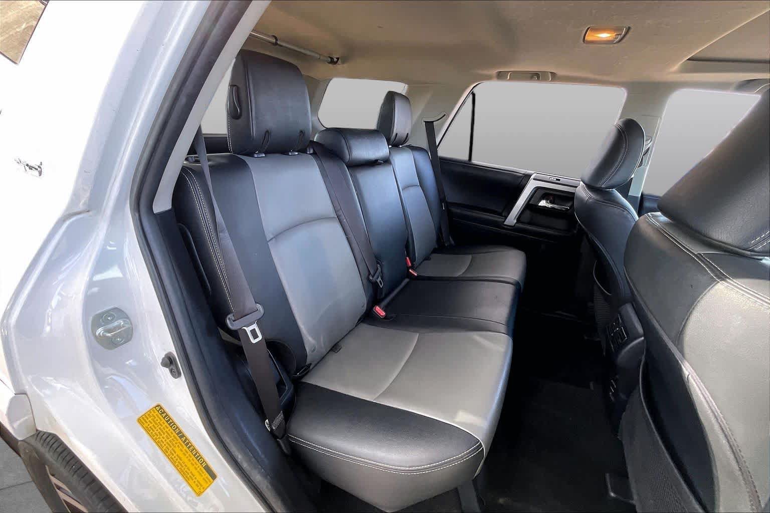 Used 2019 Toyota 4Runner SR5 Premium AWD/4WD image 19