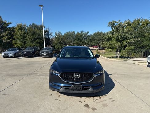Used 2020 MAZDA CX-5 Touring image 2