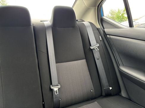 Used 2025 Nissan Sentra SV FWD image 35