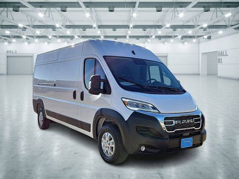New 2026 RAM ProMaster 2500 w/ Quick Order Package 22G SLT FWD image 4