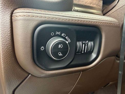 New 2025 RAM 3500 Longhorn image 29