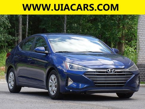 Used 2019 Hyundai Elantra SE FWD image 4