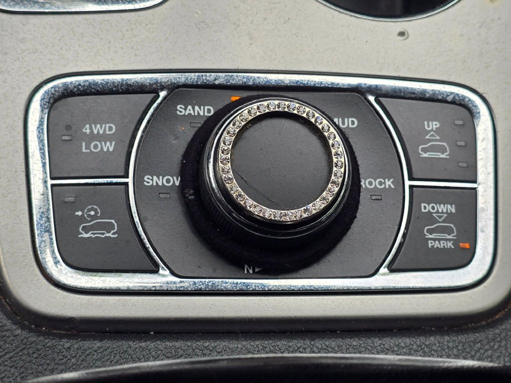 Used 2018 Jeep Grand Cherokee Trailhawk AWD/4WD image 33