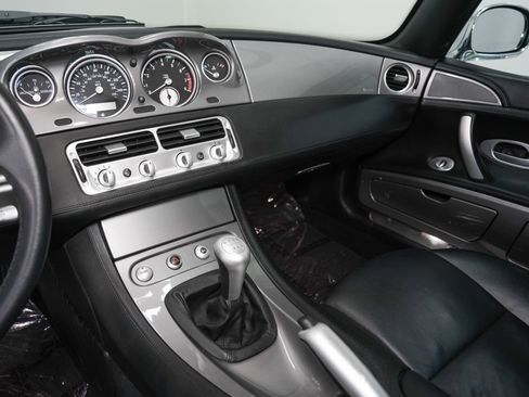 Used 2001 BMW Z8 RWD image 41