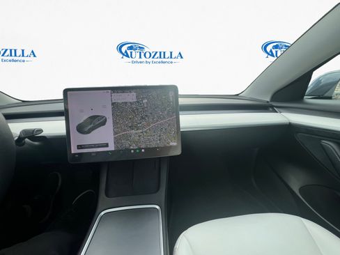 Used 2021 Tesla Model 3 Standard Range Plus image 11