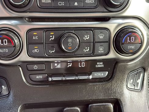 Used 2018 Chevrolet Tahoe LT AWD/4WD image 28