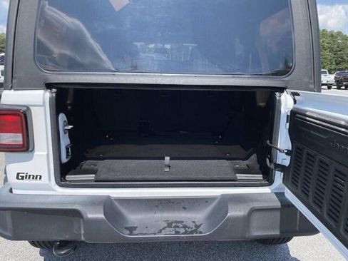 Certified 2022 Jeep Wrangler Unlimited Sport image 32