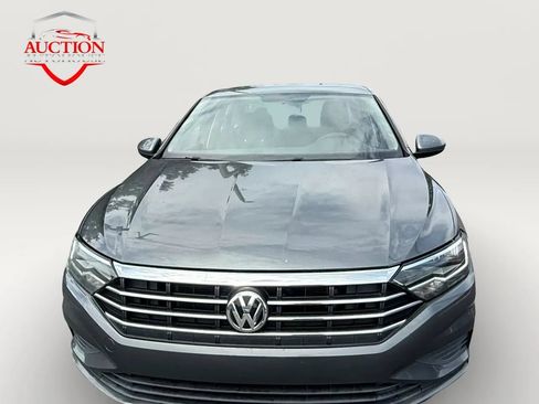 Used 2019 Volkswagen Jetta S w/ Driver Assistance Package FWD image 2