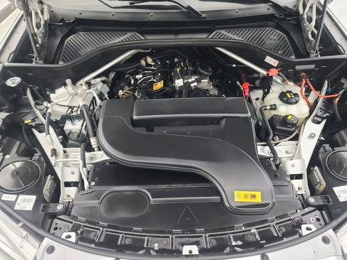 Used 2017 BMW X5 xDrive40e image 38