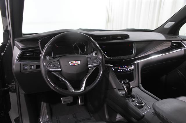 Used 2023 Cadillac XT6 Sport AWD/4WD image 6