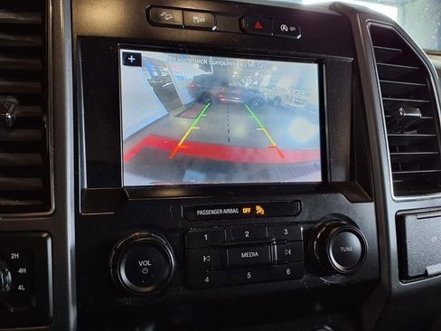 Used 2019 Ford F150 XLT w/ Equipment Group 302A Luxury AWD/4WD image 21