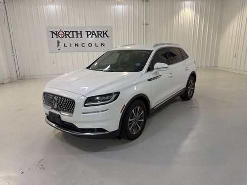 Used 2023 Lincoln Nautilus AWD w/ Premium Package image 1