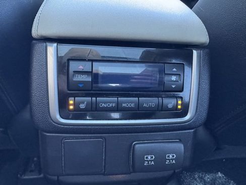 Used 2019 Subaru Ascent Limited image 17