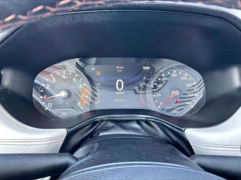 Used 2022 Jeep Compass Limited AWD/4WD image 23