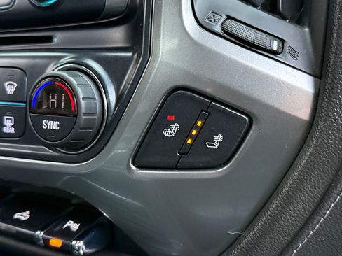 Used 2018 Chevrolet Silverado 2500 LTZ w/ LTZ Plus Package image 21