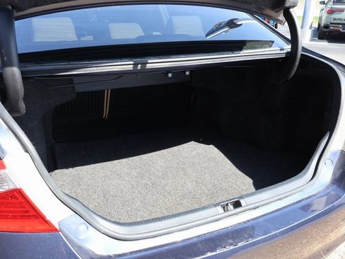 Used 2017 Toyota Camry LE image 16