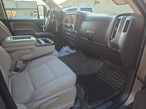 Used 2015 Chevrolet Silverado 2500 LT w/ LT Convenience Package image 13