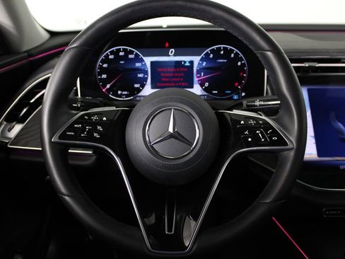 Used 2024 Mercedes-Benz E 350 4MATIC Sedan image 24