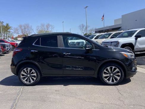 Used 2017 Buick Encore Preferred FWD image 2
