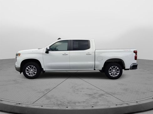 Used 2023 Chevrolet Silverado 1500 LT image 2