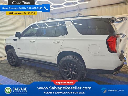 Used 2023 GMC Yukon AT4 w/ AT4 Premium Plus Package AWD/4WD image 3