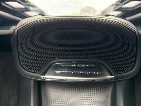 Used 2025 Chevrolet Corvette Stingray Coupe w/ 1LT image 32
