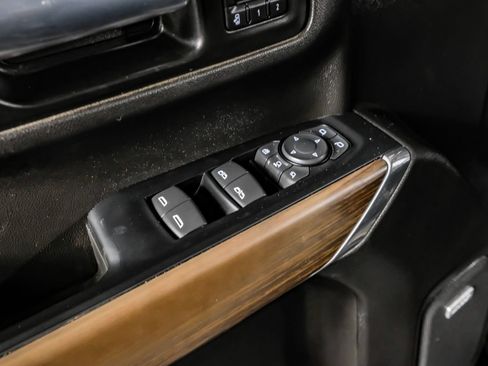 Used 2023 Chevrolet Silverado 3500 High Country w/ Technology Package AWD/4WD image 36