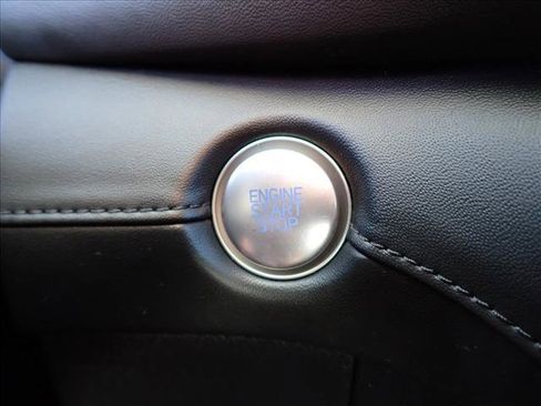 Used 2023 Hyundai Santa Fe SEL w/ Premium Package image 22