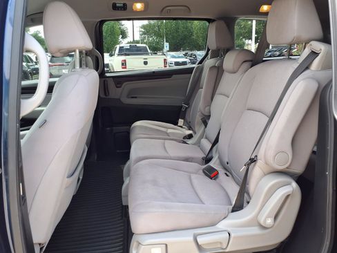 Used 2024 Honda Odyssey EX image 18