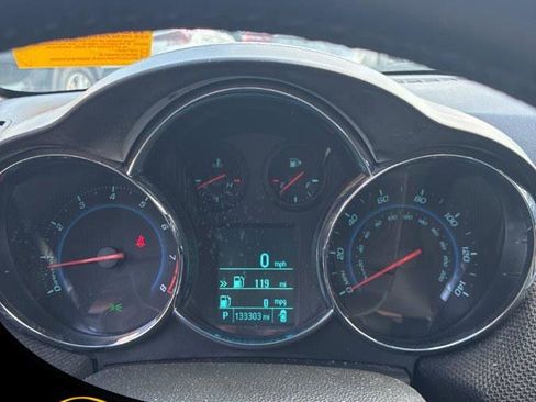Used 2012 Chevrolet Cruze LT w/ All-Star Edition FWD image 13