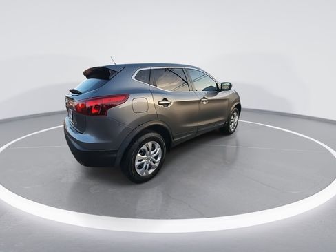 Used 2019 Nissan Rogue Sport S image 8