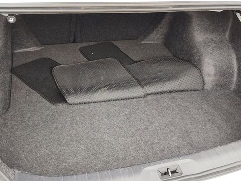 Used 2025 Nissan Altima 2.5 SR image 9